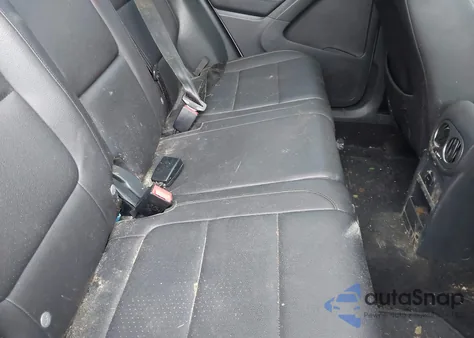 2011 Volkswagen Tiguan Se z USA, uszkodzony, nr VIN WVGAV7AX1BW540592